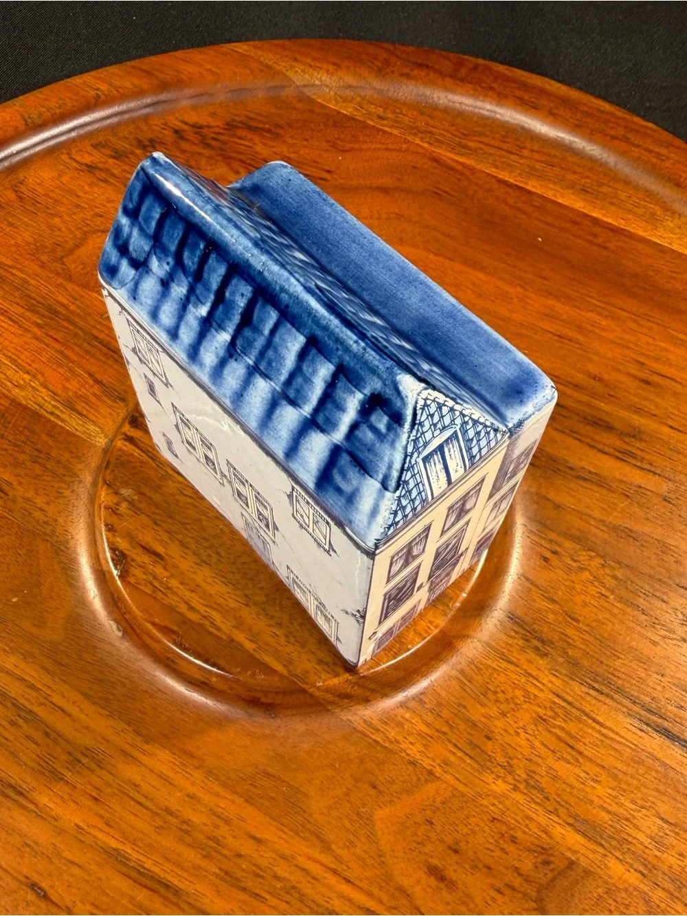 Blue and white Delft Ceramic House Decorative Figurine